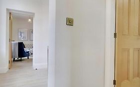 The Wellington Suite, Garrick House